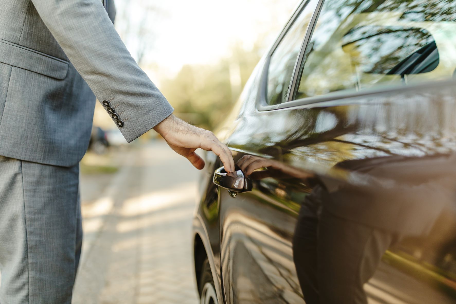 Puedes demandar por lesiones si eres el pasajero en un accidente de automóvil